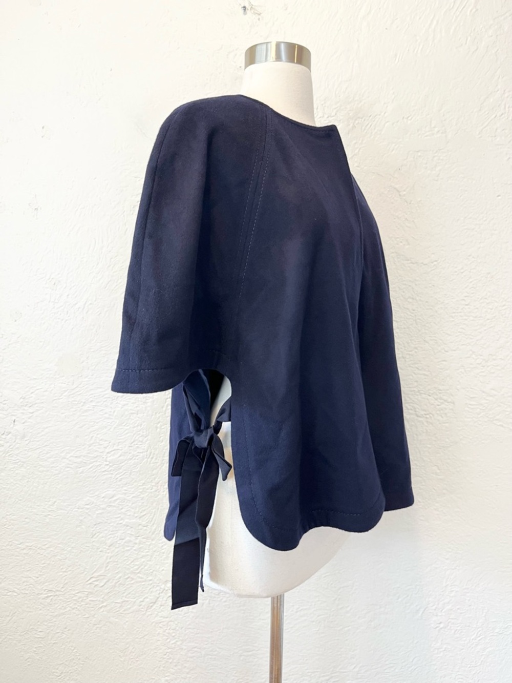 Charlotte Brody Jacket Top Calla Lily Wool Navy Blue Tie Side M/L